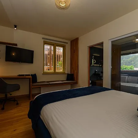 Lagom - Hot Tub Hideout Holiday home Brasov